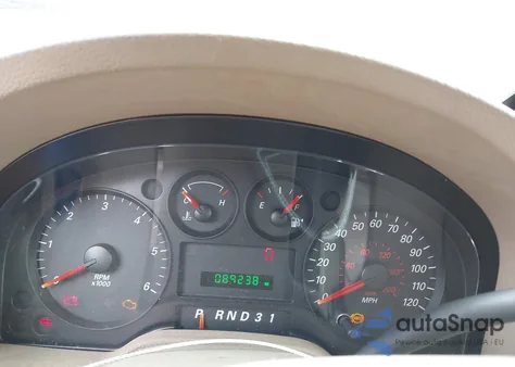 2004 Ford Freestar Se z USA, uszkodzony, nr VIN 2FMZA51674BA55596